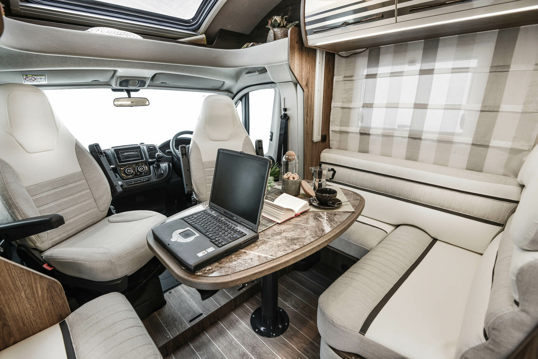 RT Line 700 Motorhome Rental in Lanarkshire