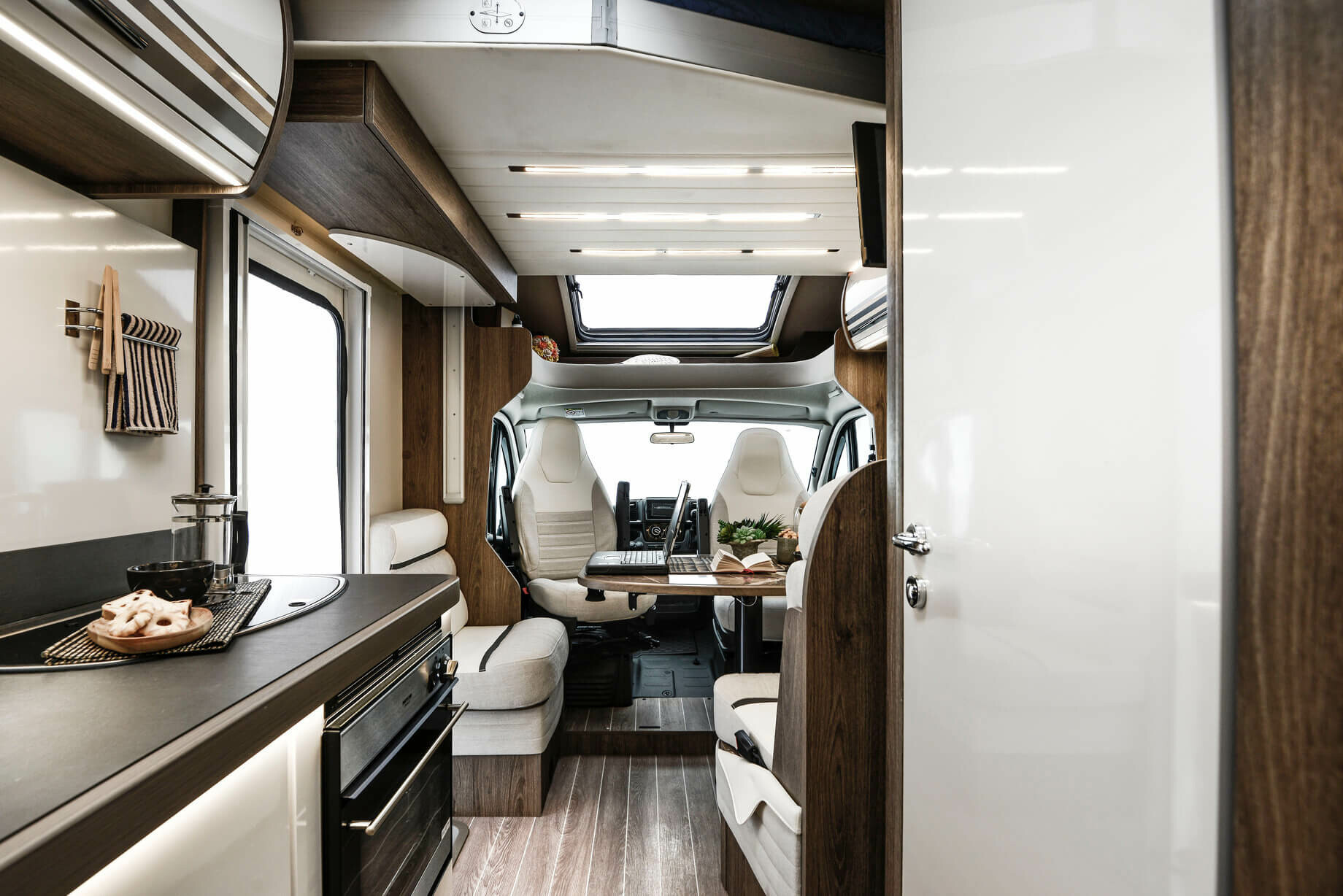 RT Line 700 Motorhome Rental in Lanarkshire