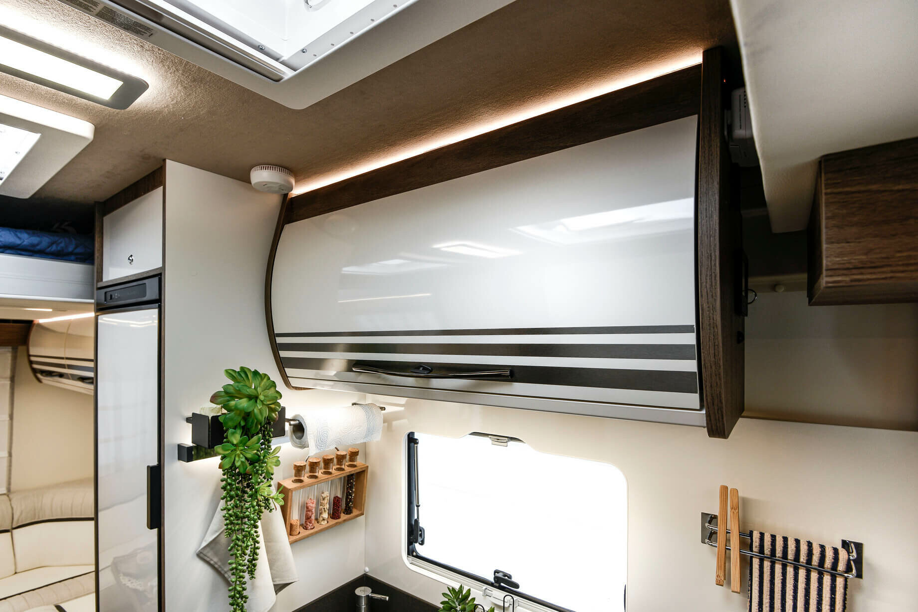 RT Line 700 Motorhome Rental in Lanarkshire